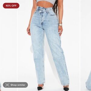 Crossover Straight legged jeans. Light Blue wash. Size 7